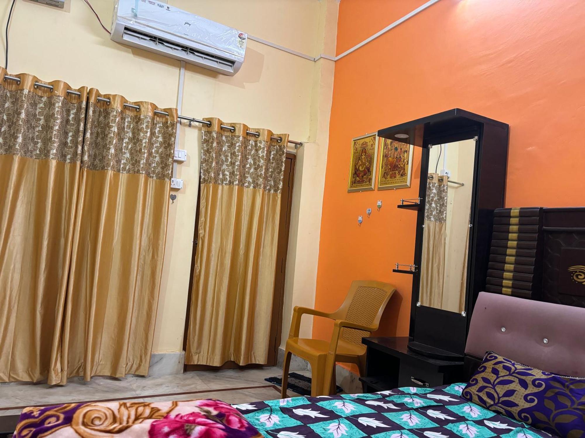 Shakuntala Guest House Ayodhya エクステリア 写真